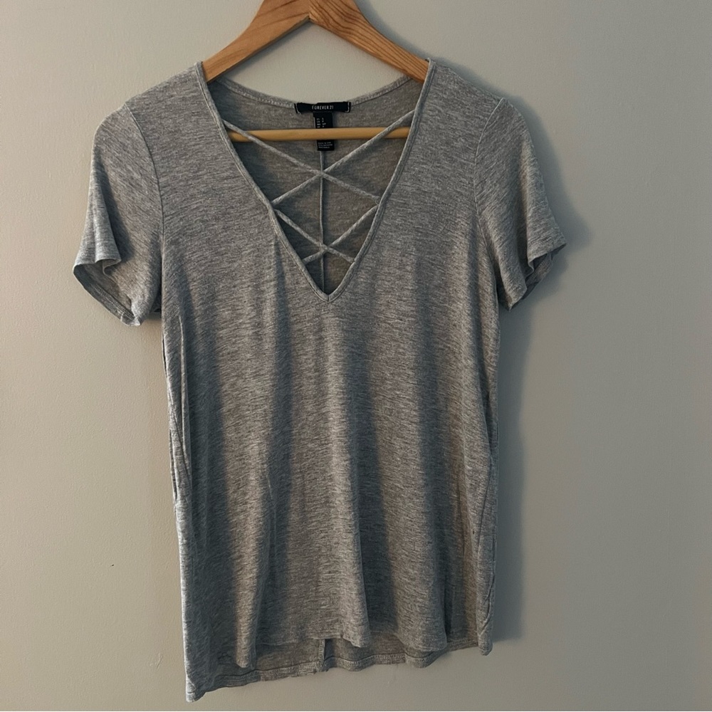 Grey v-neck with cross detailing